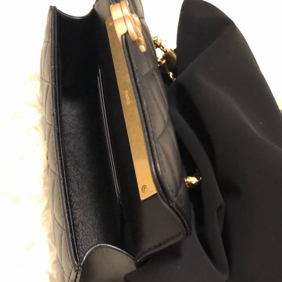 Chanel Flab Phone Holder with Chain - Picture 12 of 17